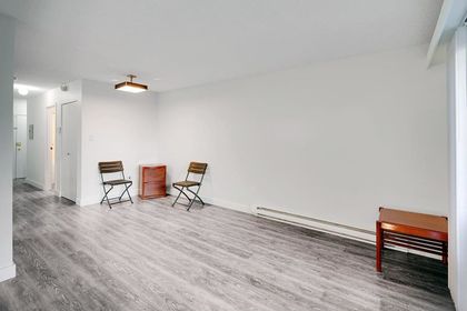 1429-e-4th-avenue-grandview-woodland-vancouver-east-05