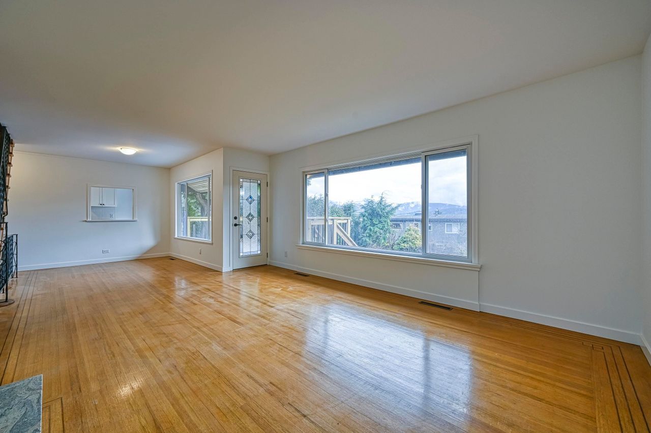 520-fairway-drive-dollarton-north-vancouver-10 at 520 Fairway Drive, Dollarton, North Vancouver 520-fairway-drive-dollarton-north-vancouver-10 at 520 Fairway Drive, Dollarton, North Vancouver