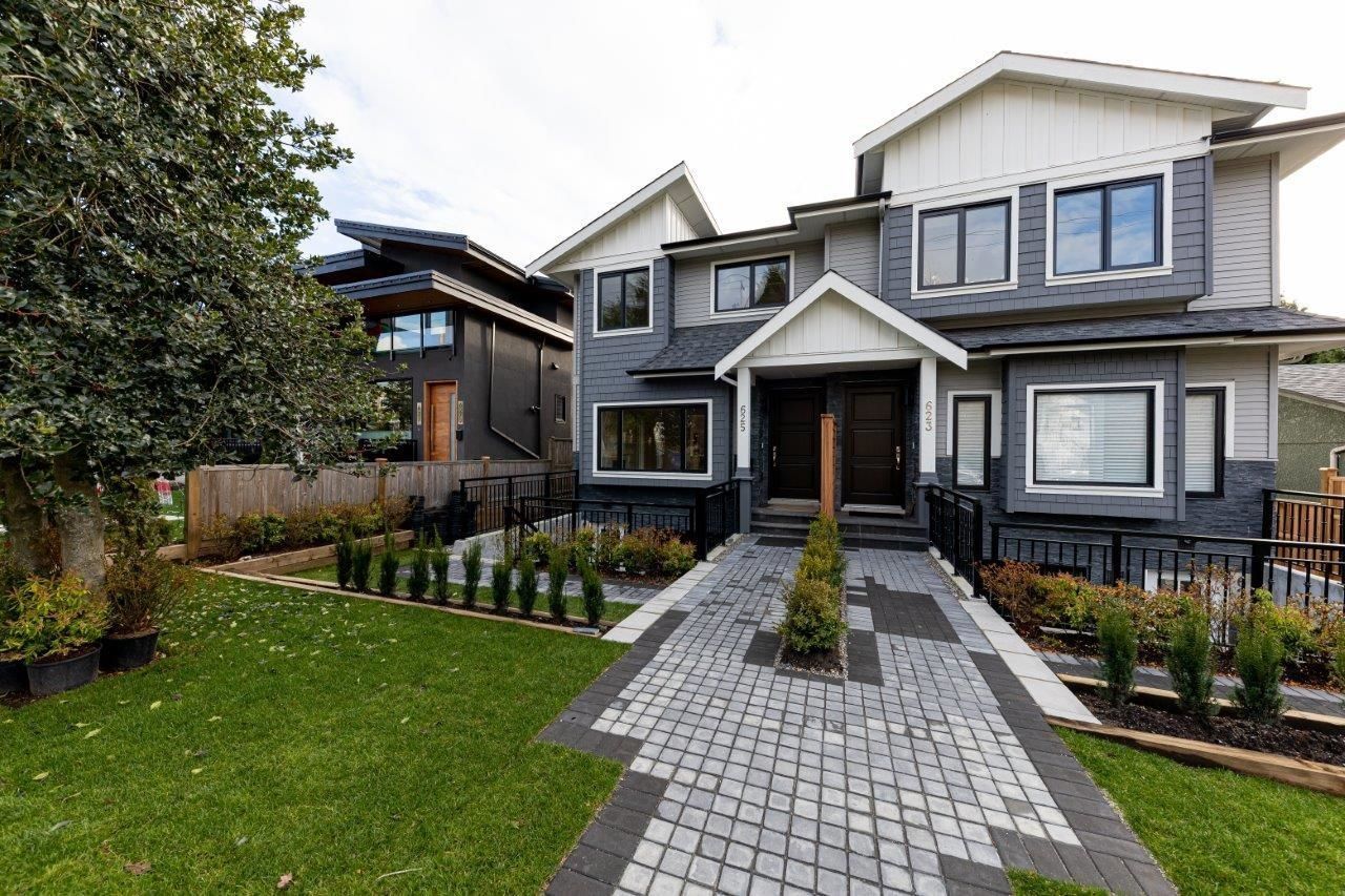 625-e-4th-street-lower-lonsdale-north-vancouver-02 at 625 E 4th Street, Lower Lonsdale, North Vancouver 625-e-4th-street-lower-lonsdale-north-vancouver-02 at 625 E 4th Street, Lower Lonsdale, North Vancouver
