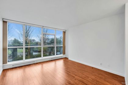5611-goring-street-central-bn-burnaby-north-03