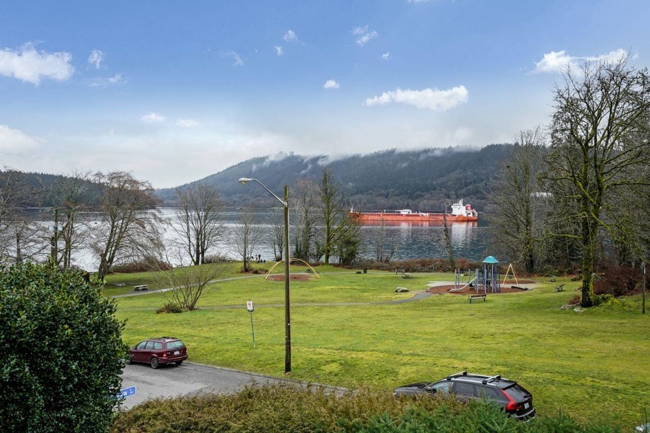311-beachview-drive-dollarton-north-vancouver-10-1 at 311 Beachview Drive, Dollarton, North Vancouver 311-beachview-drive-dollarton-north-vancouver-10-1 at 311 Beachview Drive, Dollarton, North Vancouver
