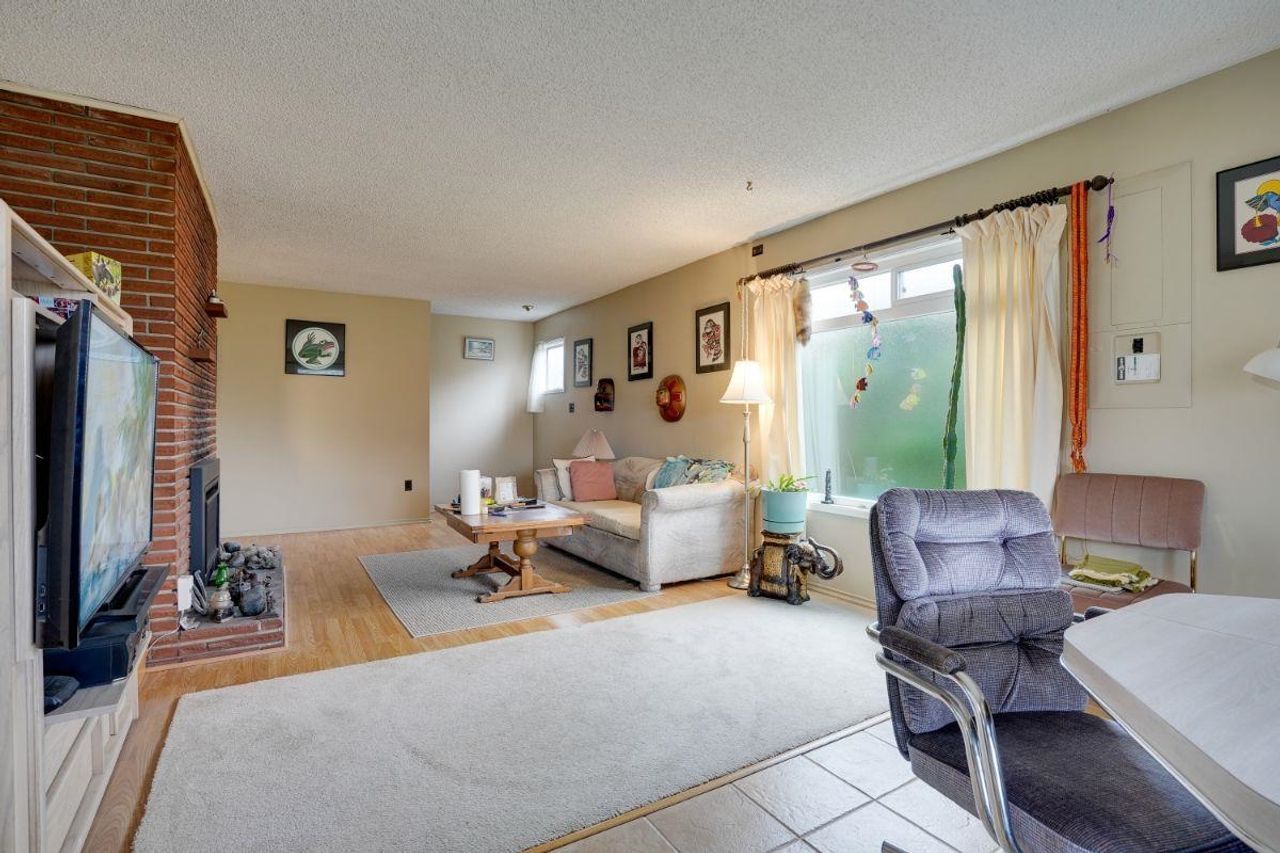 311-beachview-drive-dollarton-north-vancouver-25-1 at 311 Beachview Drive, Dollarton, North Vancouver