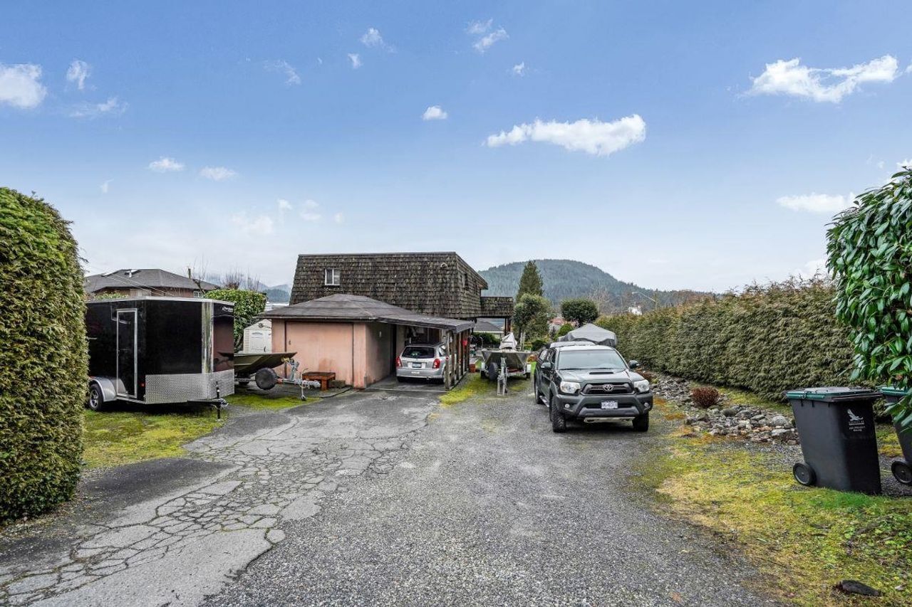 311-beachview-drive-dollarton-north-vancouver-34-1 at 311 Beachview Drive, Dollarton, North Vancouver 311-beachview-drive-dollarton-north-vancouver-34-1 at 311 Beachview Drive, Dollarton, North Vancouver