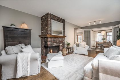 265-w-windsor-road-upper-lonsdale-north-vancouver-02