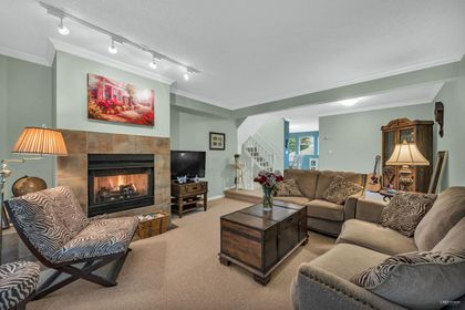 8815-finch-court-forest-hills-bn-burnaby-north-04