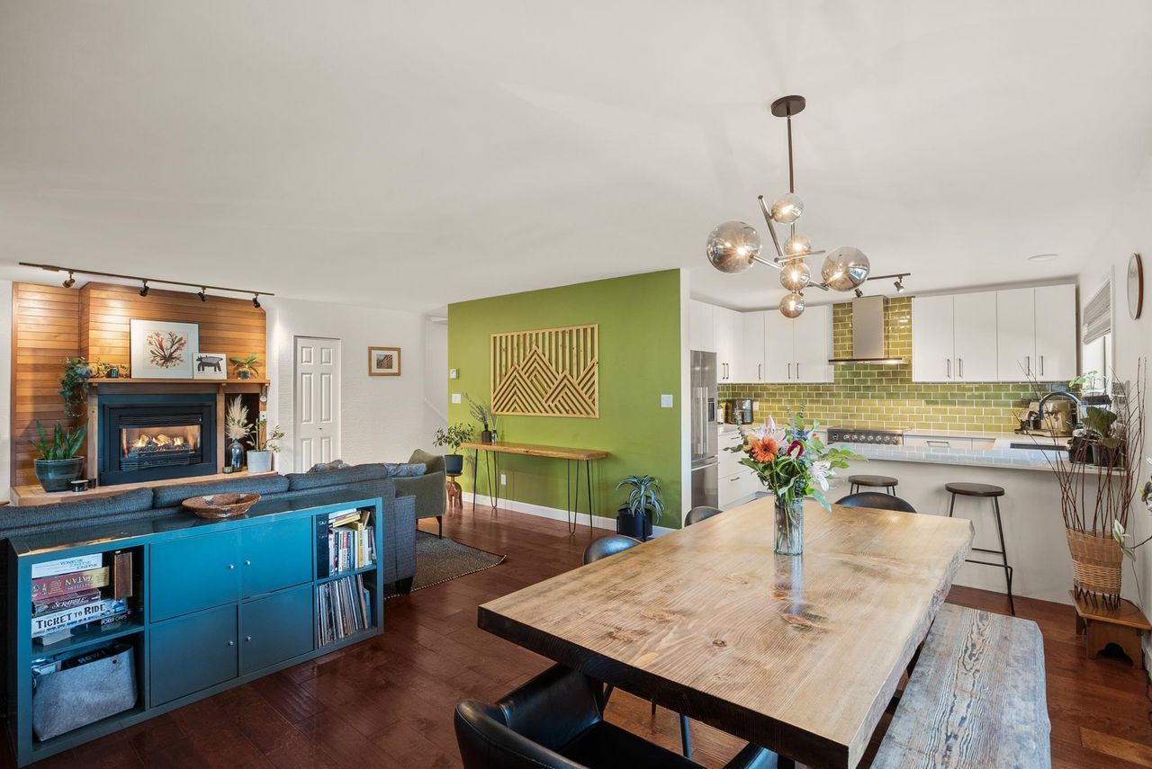 928 Berkley Road, Blueridge NV, North Vancouver
