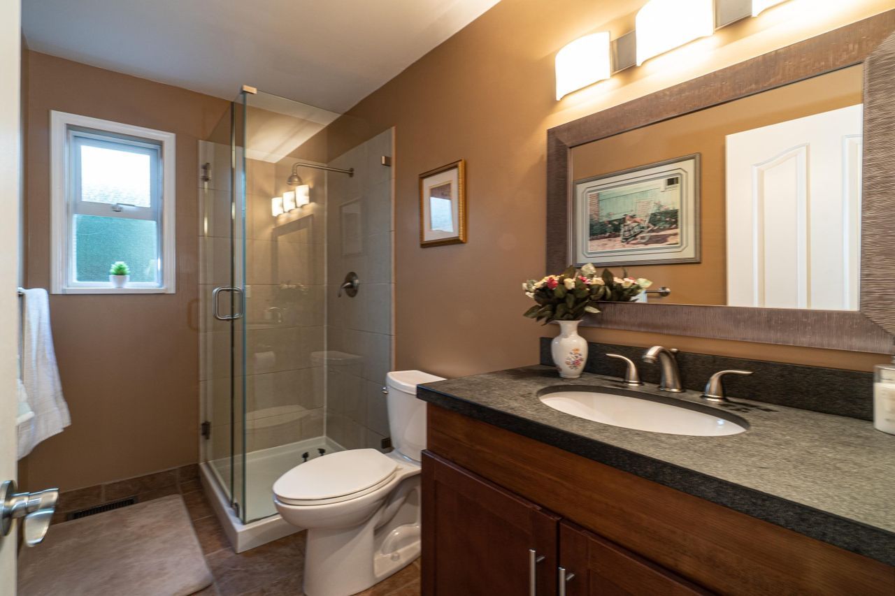 5377-westhaven-wynd-eagle-harbour-west-vancouver-15 at 5377 Westhaven Wynd, Eagle Harbour, West Vancouver 5377-westhaven-wynd-eagle-harbour-west-vancouver-15 at 5377 Westhaven Wynd, Eagle Harbour, West Vancouver