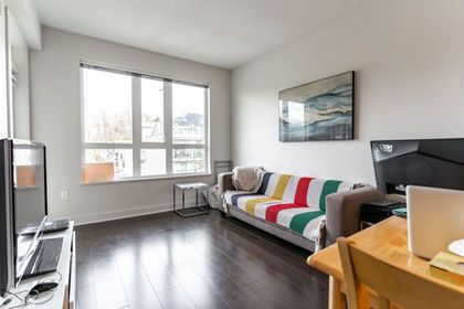 733-w-14th-street-mosquito-creek-north-vancouver-05
