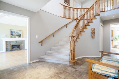 2451-mowat-place-blueridge-nv-north-vancouver-04