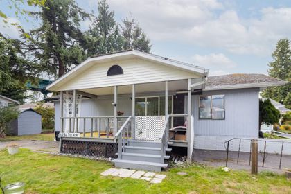 286-tyee-drive-park-royal-west-vancouver-02