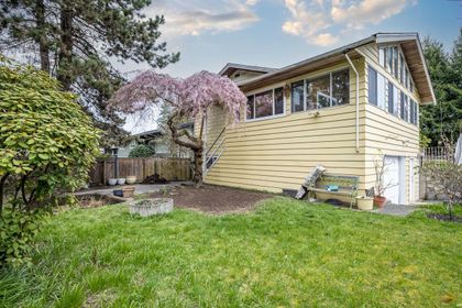 1308-crayford-close-westlynn-north-vancouver-03