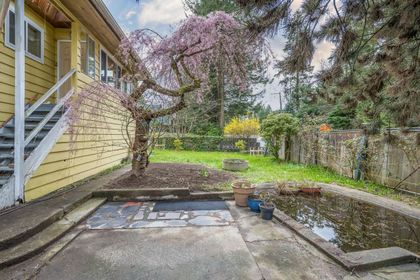 1308-crayford-close-westlynn-north-vancouver-05