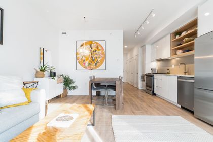 017-1 at 511 - 725 Marine Drive, Capilano NV, North Vancouver
