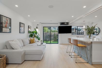 1140-premier-street-lynnmour-north-vancouver-02