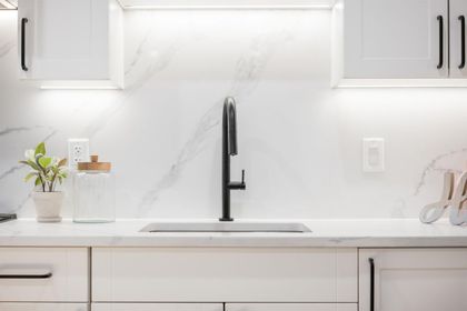 1140-premier-street-lynnmour-north-vancouver-05