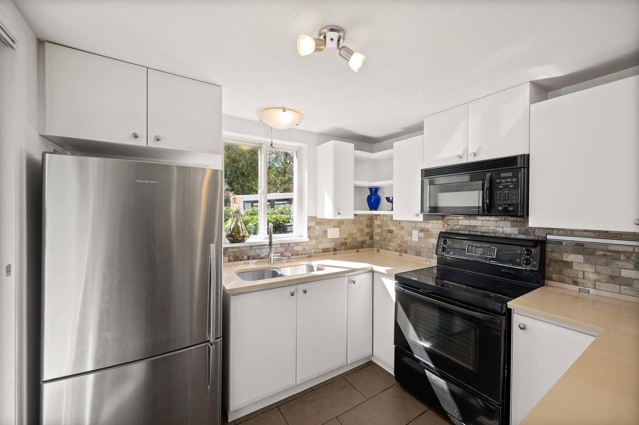 at 107 - 1111 Lynn Valley Road, Lynn Valley, North Vancouver  at 107 - 1111 Lynn Valley Road, Lynn Valley, North Vancouver