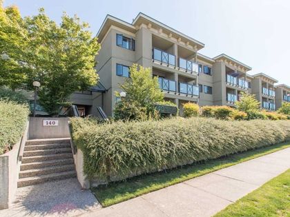 140-e-4th-street-lower-lonsdale-north-vancouver-01