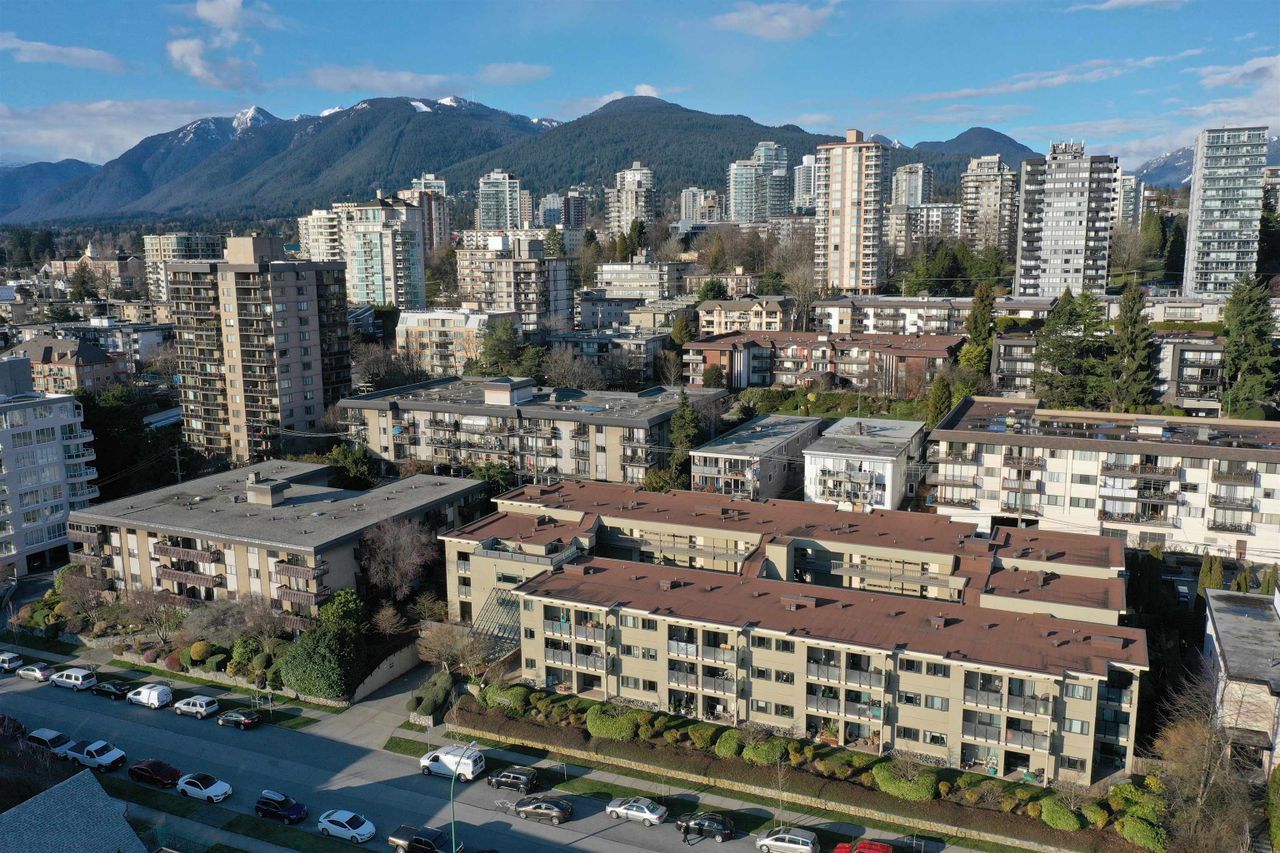 140-e-4th-street-lower-lonsdale-north-vancouver-37 at 118 - 140 E 4th Street, Lower Lonsdale, North Vancouver 140-e-4th-street-lower-lonsdale-north-vancouver-37 at 118 - 140 E 4th Street, Lower Lonsdale, North Vancouver