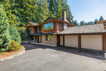 575-e-carisbrooke-road-upper-lonsdale-north-vancouver-02