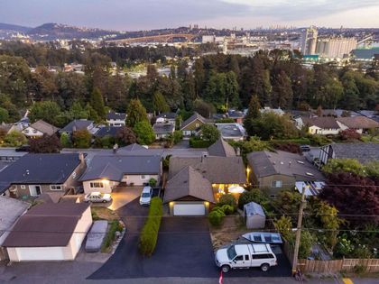 1042-shavington-street-calverhall-north-vancouver-04