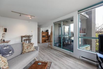 907-beach-avenue-yaletown-vancouver-west-05