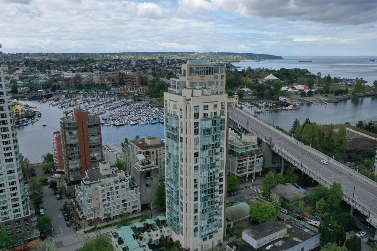 907-beach-avenue-yaletown-vancouver-west-22 at 406 - 907 Beach Avenue, Yaletown, Vancouver West 907-beach-avenue-yaletown-vancouver-west-22 at 406 - 907 Beach Avenue, Yaletown, Vancouver West