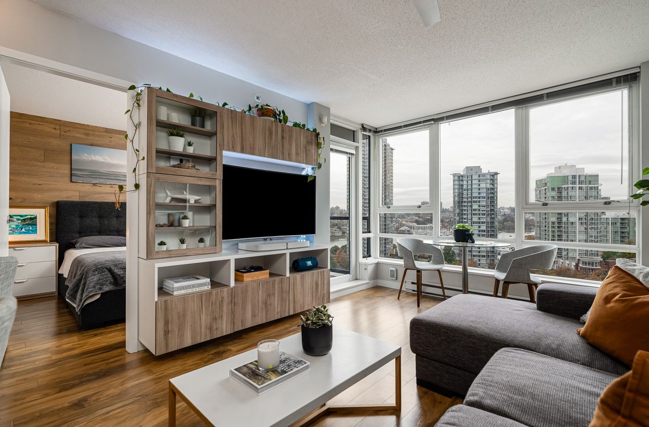 at 1711 - 939 Expo Boulevard, Yaletown, Vancouver West  at 1711 - 939 Expo Boulevard, Yaletown, Vancouver West