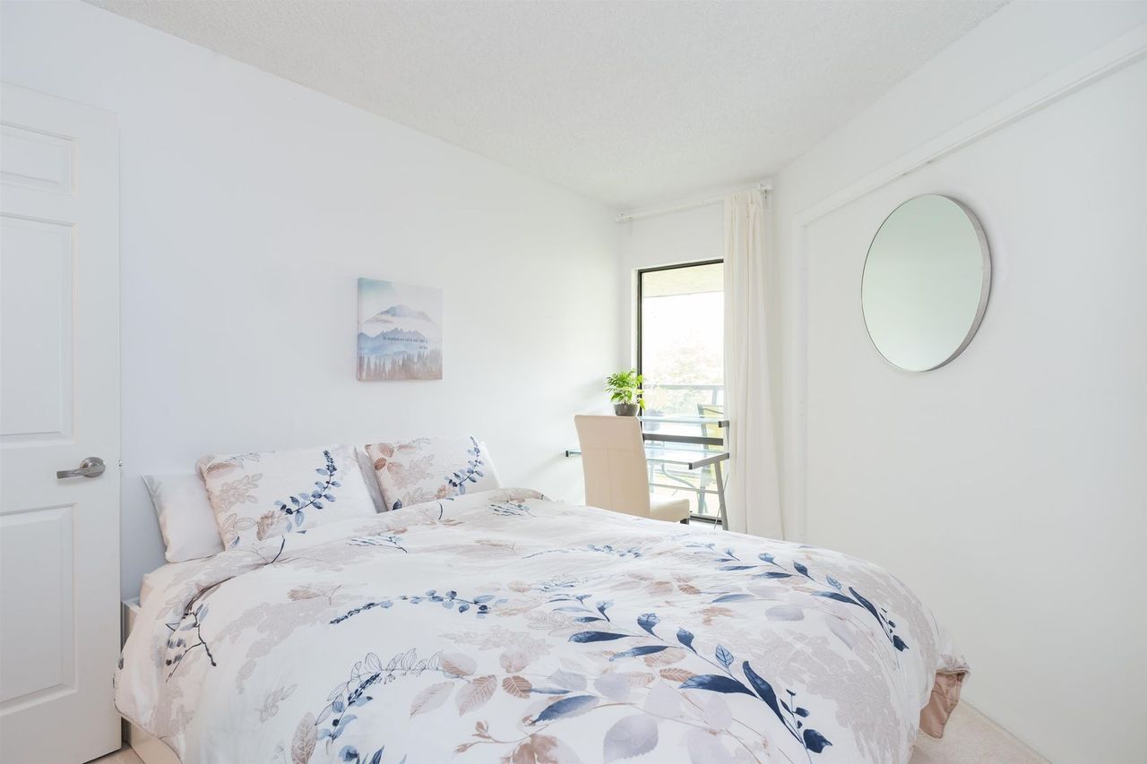 4323-gallant-avenue-deep-cove-north-vancouver-17-1 at 208 - 4323 Gallant Avenue, Deep Cove, North Vancouver 4323-gallant-avenue-deep-cove-north-vancouver-17-1 at 208 - 4323 Gallant Avenue, Deep Cove, North Vancouver