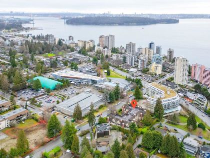 843-22nd-street-dundarave-west-vancouver-03