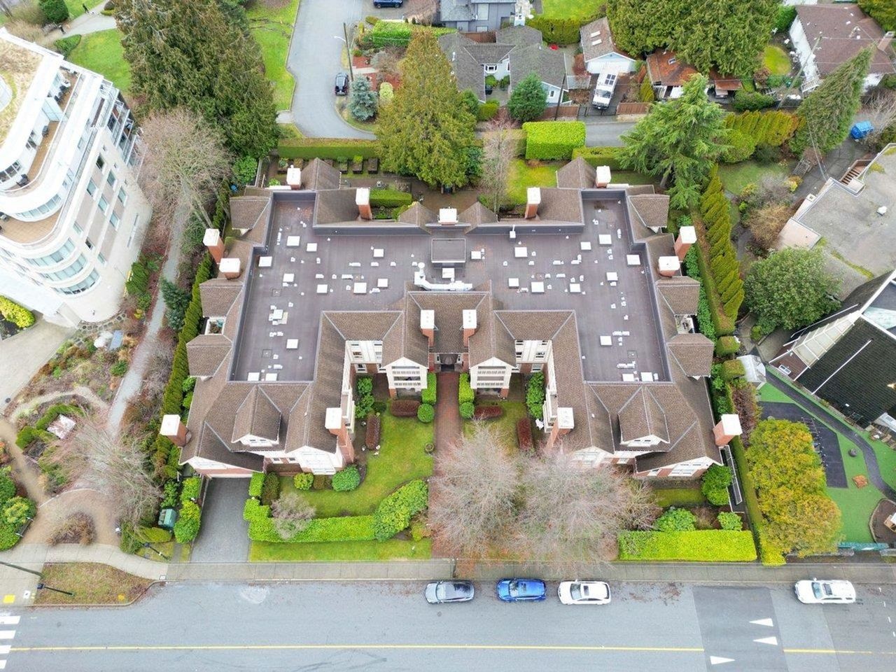 843-22nd-street-dundarave-west-vancouver-37 at 108 - 843 22nd Street, Dundarave, West Vancouver 843-22nd-street-dundarave-west-vancouver-37 at 108 - 843 22nd Street, Dundarave, West Vancouver
