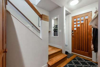 349-e-4th-street-lower-lonsdale-north-vancouver-04
