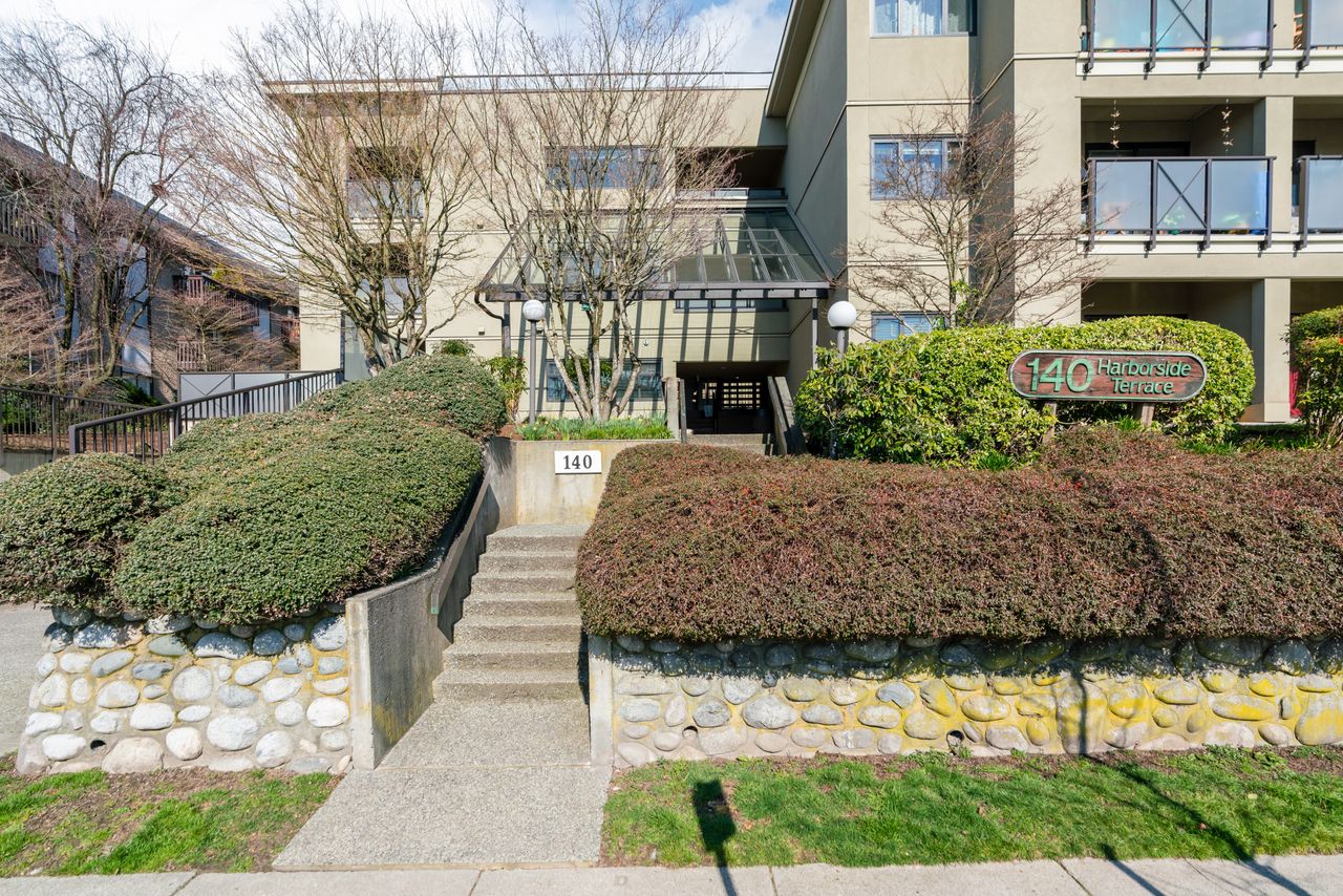  at 307 - 140 E 4th Street, Lower Lonsdale, North Vancouver