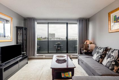 110-w-4th-street-lower-lonsdale-north-vancouver-03