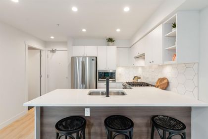 1519-crown-street-lynnmour-north-vancouver-03