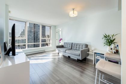 939-expo-boulevard-yaletown-vancouver-west-02