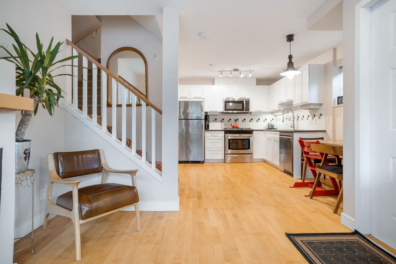 2442-w-4th-avenue-kitsilano-vancouver-west-01 at 2442 W 4th Avenue, Kitsilano, Vancouver West 2442-w-4th-avenue-kitsilano-vancouver-west-01 at 2442 W 4th Avenue, Kitsilano, Vancouver West