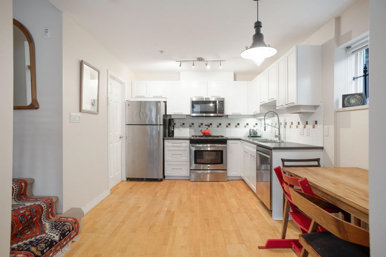 2442-w-4th-avenue-kitsilano-vancouver-west-06 at 2442 W 4th Avenue, Kitsilano, Vancouver West 2442-w-4th-avenue-kitsilano-vancouver-west-06 at 2442 W 4th Avenue, Kitsilano, Vancouver West