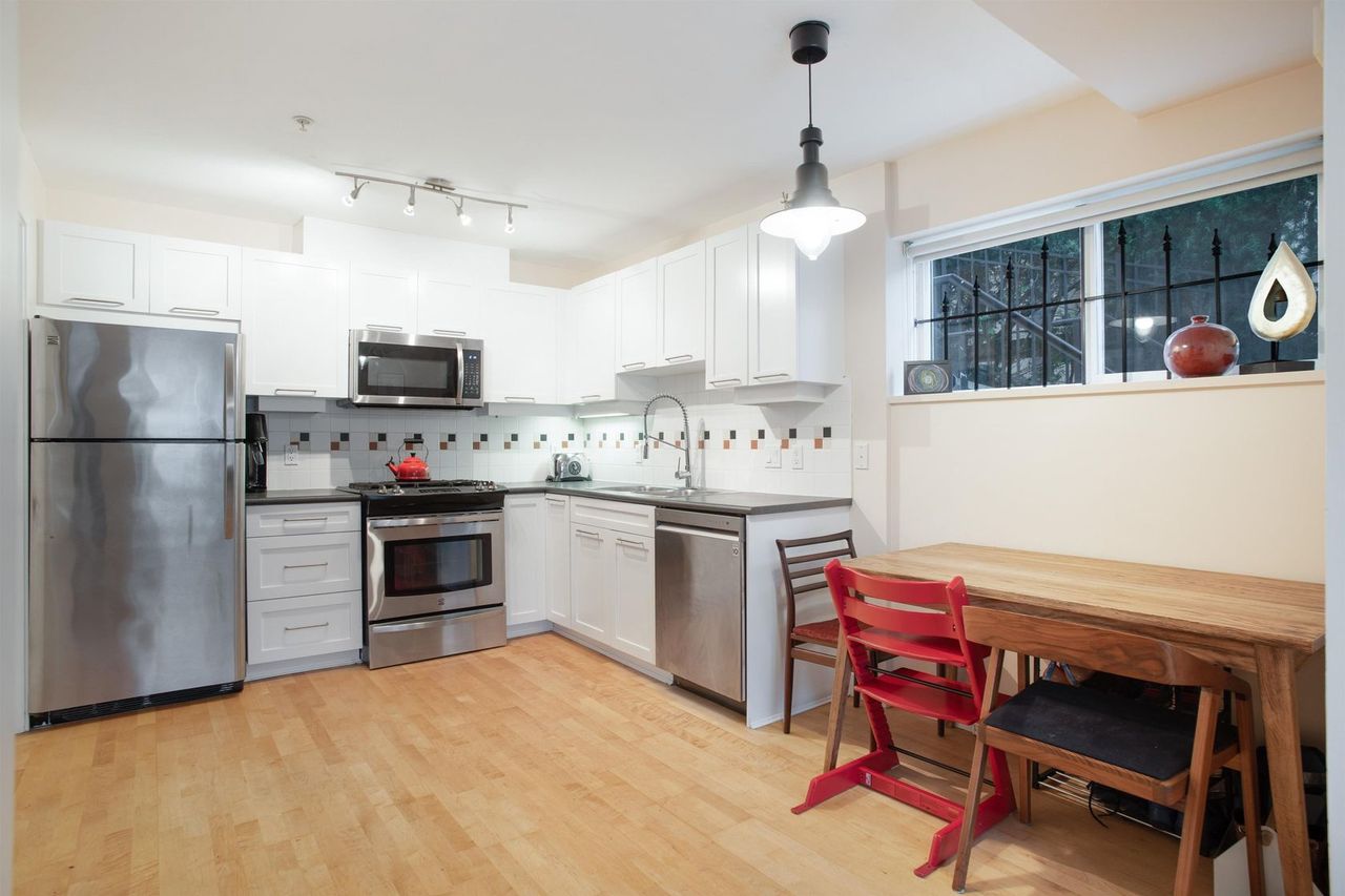 2442-w-4th-avenue-kitsilano-vancouver-west-11 at 2442 W 4th Avenue, Kitsilano, Vancouver West 2442-w-4th-avenue-kitsilano-vancouver-west-11 at 2442 W 4th Avenue, Kitsilano, Vancouver West