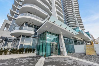 1500-martin-street-white-rock-south-surrey-white-rock-02