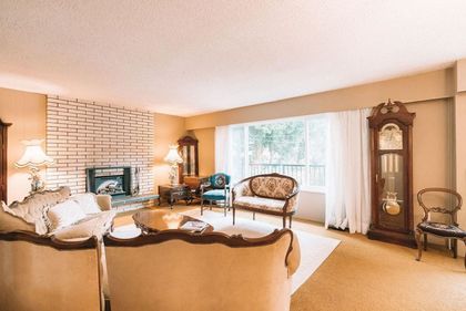 2763-violet-street-blueridge-nv-north-vancouver-03
