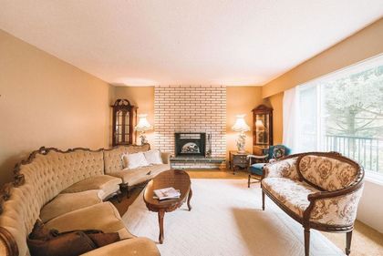 2763-violet-street-blueridge-nv-north-vancouver-04