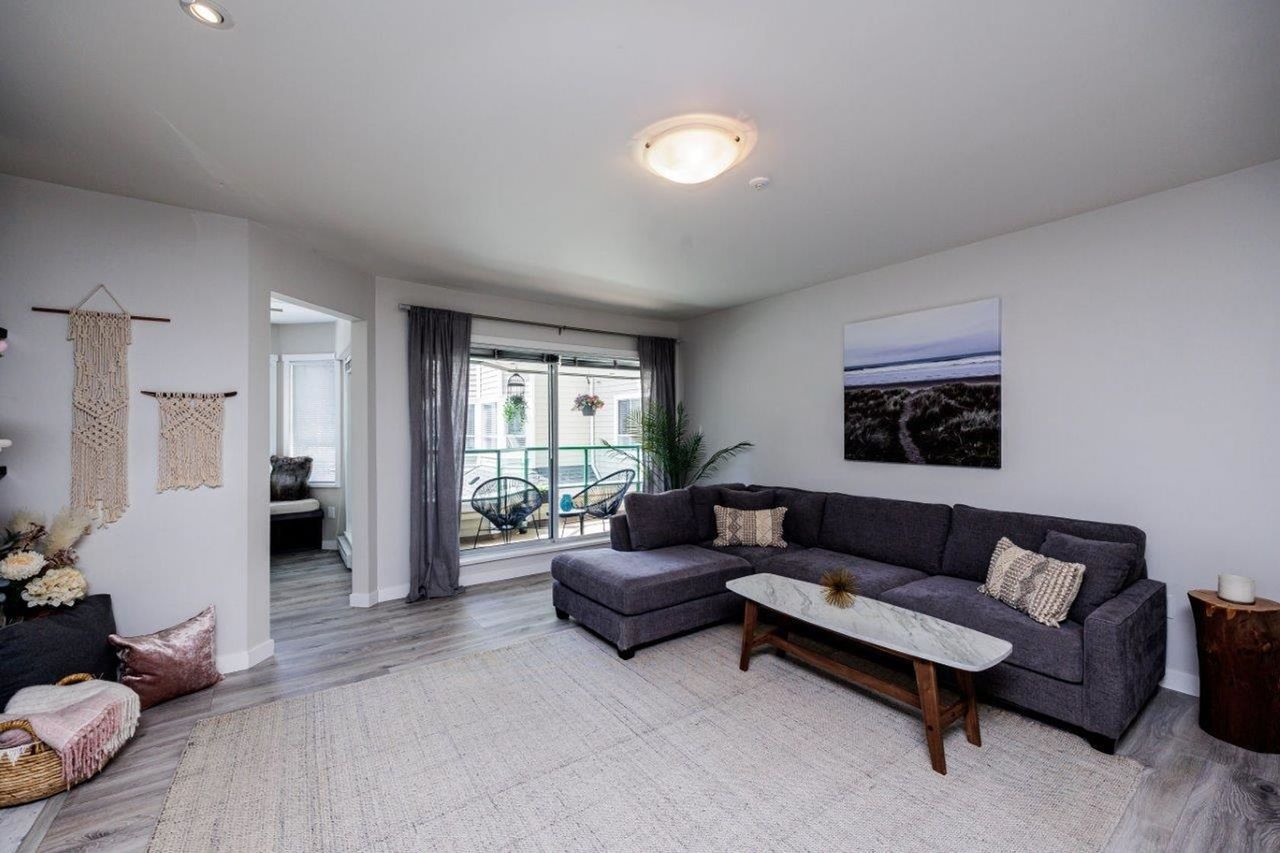 3690-banff-court-northlands-north-vancouver-03 at 212 - 3690 Banff Court, Northlands, North Vancouver 3690-banff-court-northlands-north-vancouver-03 at 212 - 3690 Banff Court, Northlands, North Vancouver