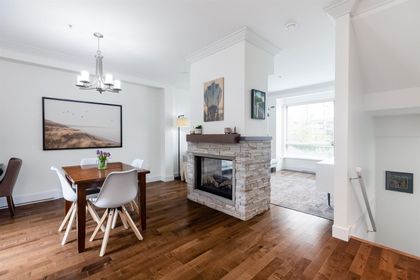 897-premier-street-lynnmour-north-vancouver-01