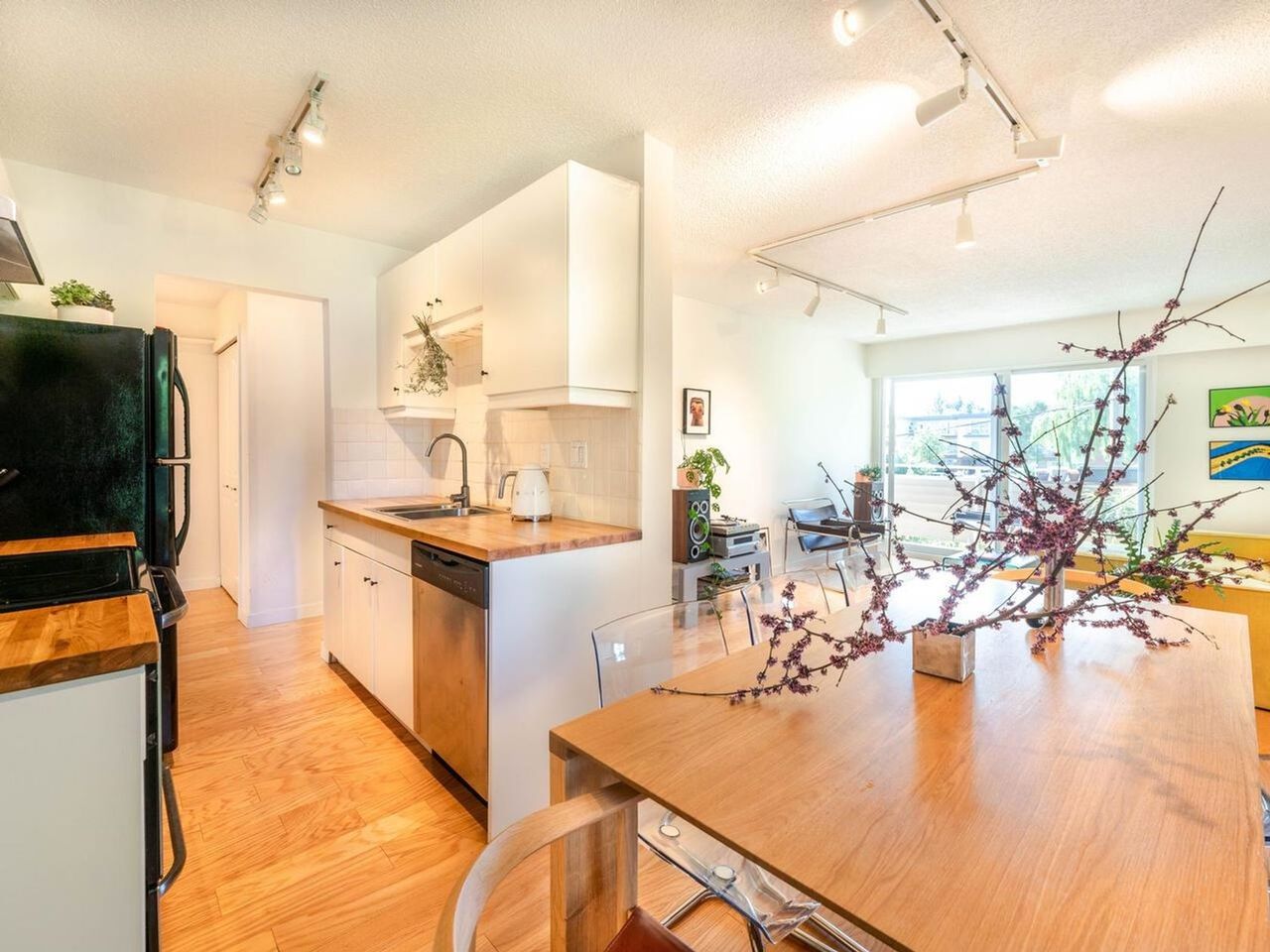 305 - 750 E 7th Avenue, Mount Pleasant VE, Vancouver East