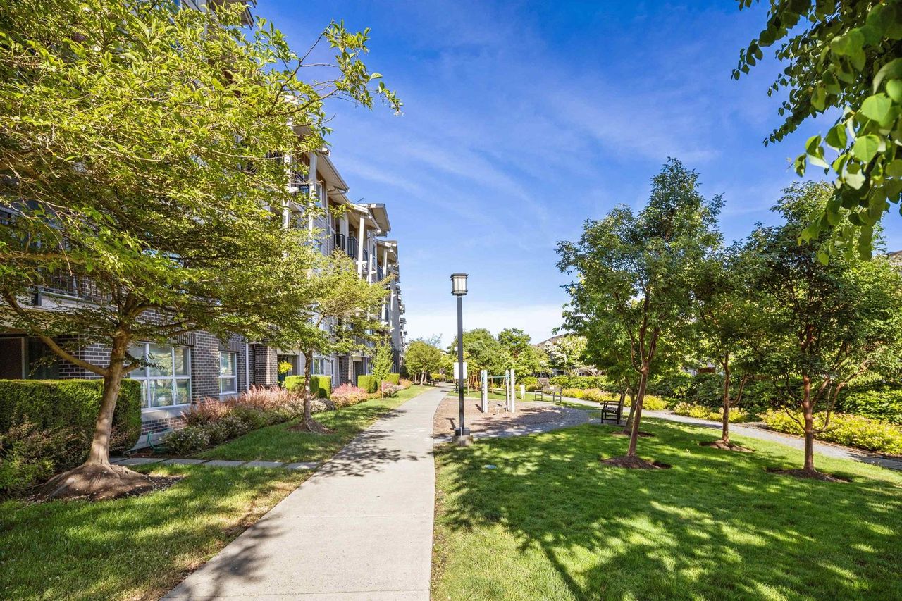 5665-irmin-street-metrotown-burnaby-south-18 at 417 - 5665 Irmin Street, Metrotown, Burnaby South 5665-irmin-street-metrotown-burnaby-south-18 at 417 - 5665 Irmin Street, Metrotown, Burnaby South