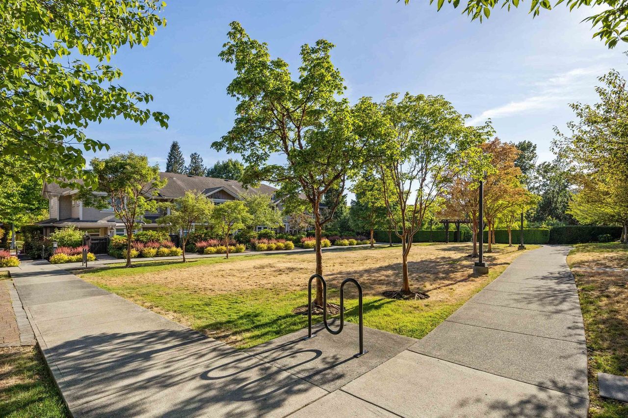 5665-irmin-street-metrotown-burnaby-south-19 at 417 - 5665 Irmin Street, Metrotown, Burnaby South 5665-irmin-street-metrotown-burnaby-south-19 at 417 - 5665 Irmin Street, Metrotown, Burnaby South