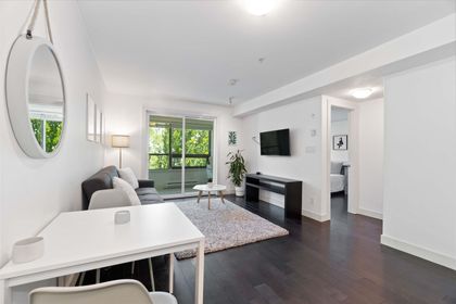 222-e-30th-avenue-main-vancouver-east-01