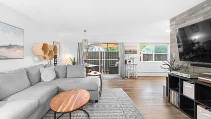 868-premier-street-lynnmour-north-vancouver-04