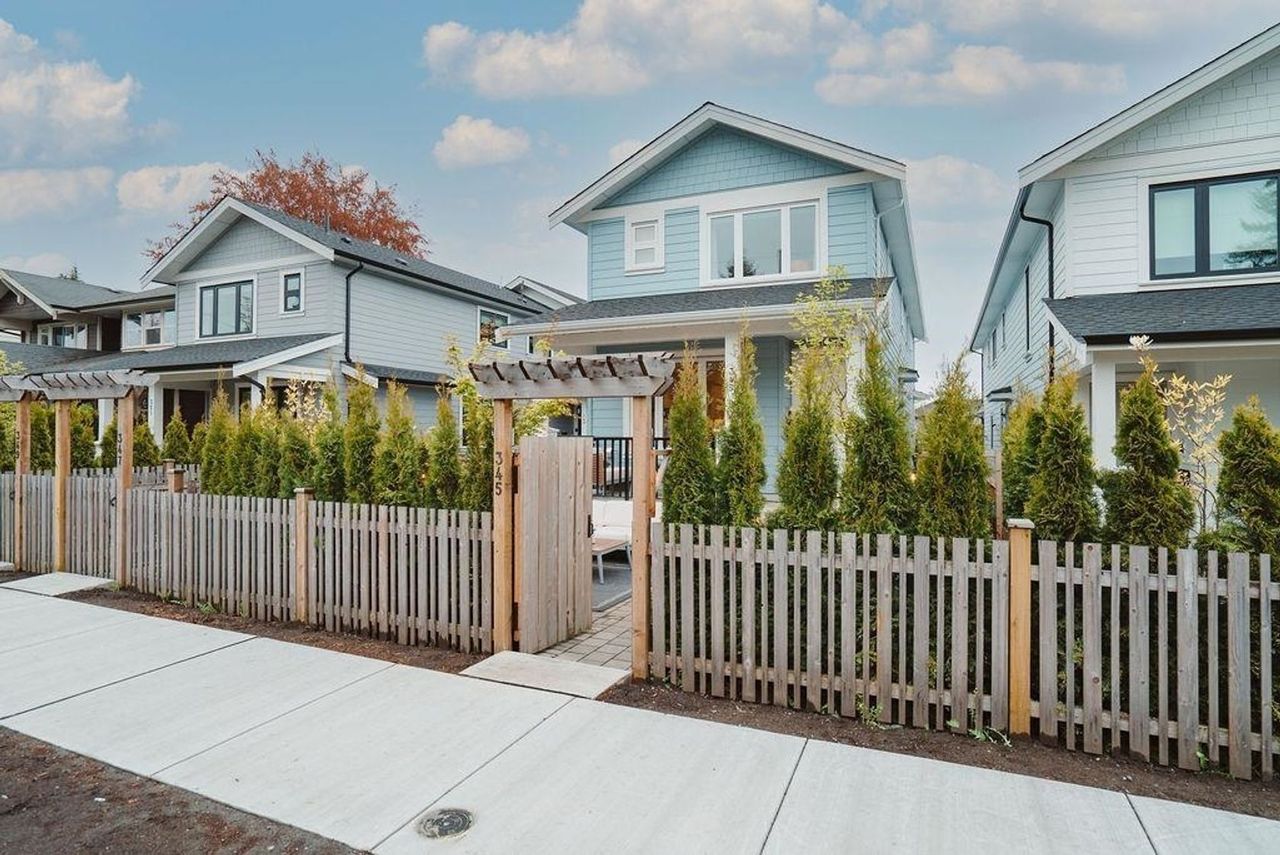 345-e-13th-street-central-lonsdale-north-vancouver-26 at 345 E 13th Street, Central Lonsdale, North Vancouver 345-e-13th-street-central-lonsdale-north-vancouver-26 at 345 E 13th Street, Central Lonsdale, North Vancouver