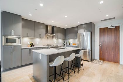 4477-hastings-street-vancouver-heights-burnaby-north-02
